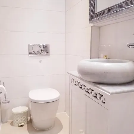101, Boutique Escape * Valletta